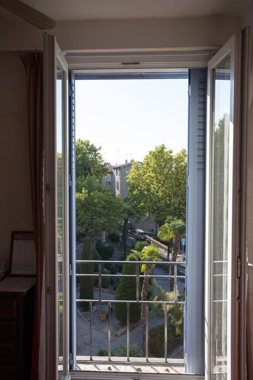 Logis Hotel Du Terreau Manosque Exterior foto